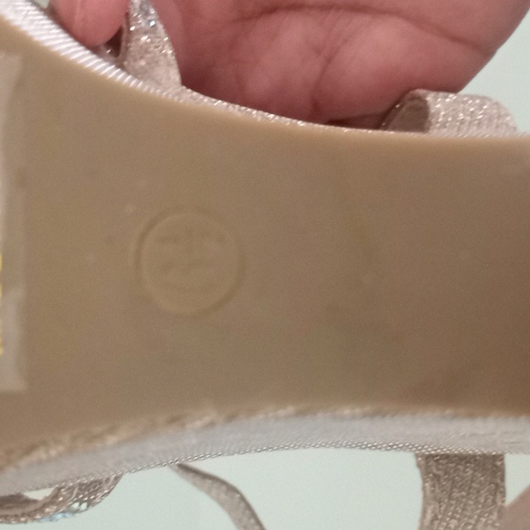 Bella Marie Sparkling Wedges - Picture 6 of 6